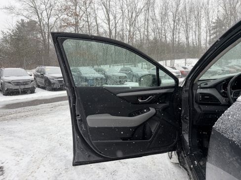 Used 2023 Subaru Outback Premium image 22