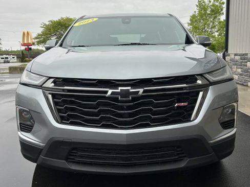 Used 2023 Chevrolet Traverse RS FWD image 9