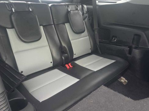 Used 2023 Ford Explorer XLT w/ Equipment Group 202A image 26