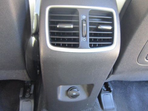 Used 2019 Hyundai Tucson Sport image 26