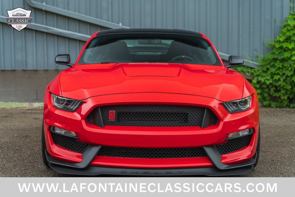 Used 2017 Ford Mustang Shelby GT350R w/ GT350R Equipment Group 920A RWD image 4