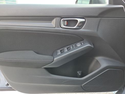 Used 2023 Honda Civic Sport image 15