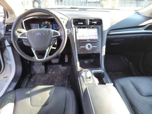 Used 2019 Ford Fusion Titanium FWD image 2