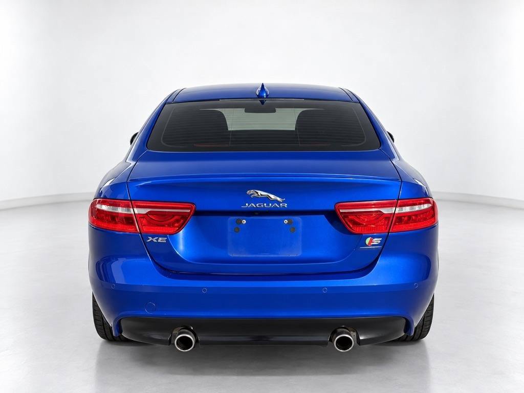 Used 2018 Jaguar XE S AWD/4WD image 5