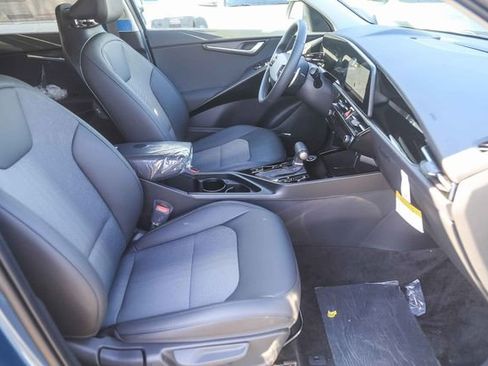 New 2026 Kia Niro EX image 9