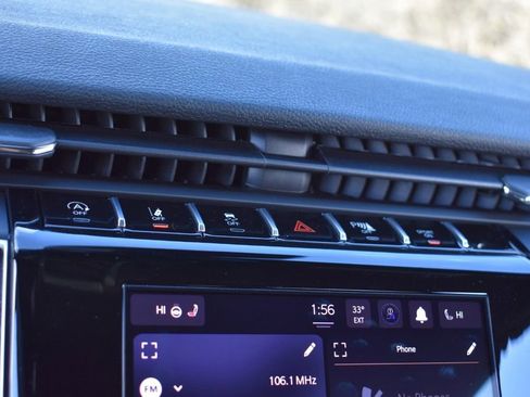 New 2025 Jeep Grand Cherokee Laredo w/ Luxury Tech Group I image 23