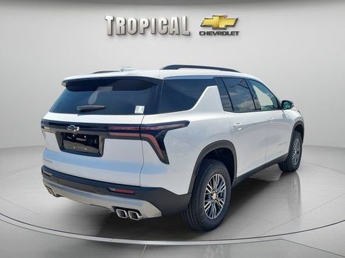New 2026 Chevrolet Traverse LT FWD image 3