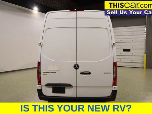 Used 2020 Mercedes-Benz Sprinter 2500 image 8