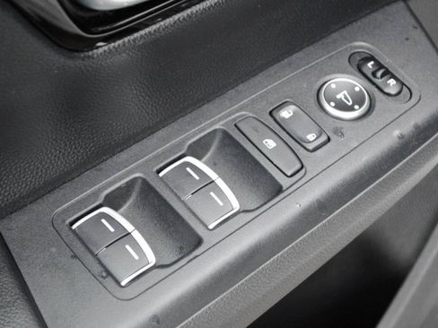 Used 2023 Honda CR-V EX-L image 22