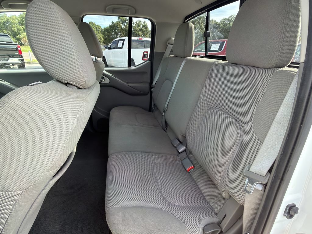 Used 2019 Nissan Frontier SV RWD image 15