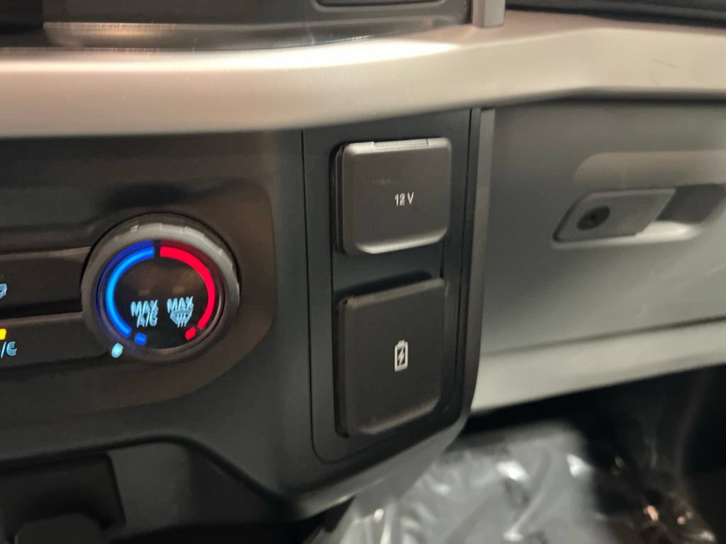 Used 2022 Ford F150 XLT w/ Trailer Tow Package AWD/4WD image 31