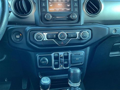 Used 2020 Jeep Gladiator Sport w/ Quick Order Package 24S image 29