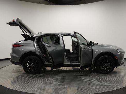 New 2026 Buick Envista Sport Touring w/ Convenience I Package image 9