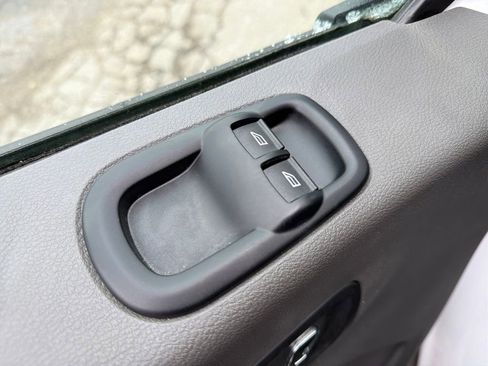 Used 2023 Ford Transit 350 XLT image 14