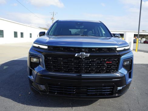 New 2026 Chevrolet Traverse RS image 8