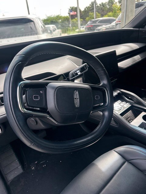Certified 2024 Lincoln Nautilus Premier w/ Jet Appearance Package AWD/4WD image 17