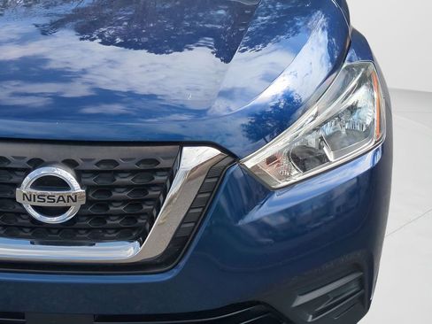 Used 2020 Nissan Kicks SV image 10