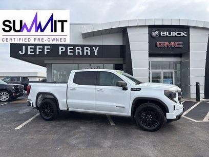 Used 2025 GMC Sierra 1500 Elevation