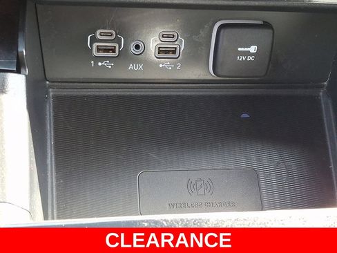 Used 2025 Jeep Grand Cherokee Altitude AWD/4WD image 23