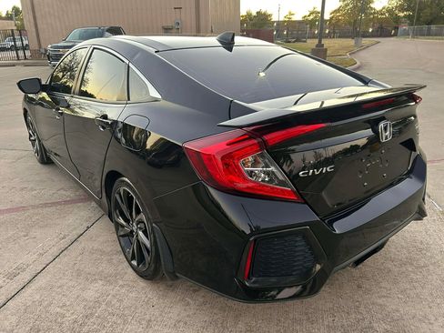 Used 2018 Honda Civic Si image 8