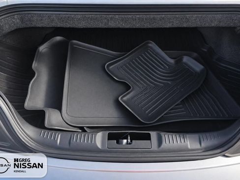Used 2020 Ford Mustang Premium RWD image 13