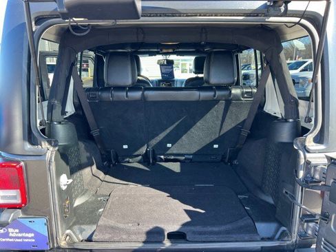 Used 2017 Jeep Wrangler Unlimited Sahara w/ Dual Top Group image 17