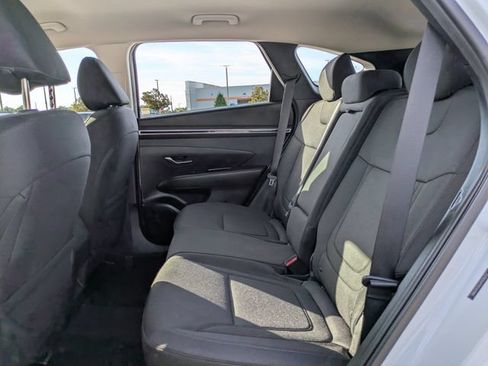 Used 2023 Hyundai Tucson SE FWD image 14