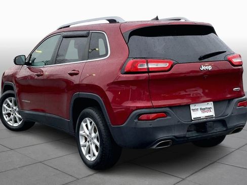 Used 2017 Jeep Cherokee Latitude w/ Comfort/Convenience Group image 12