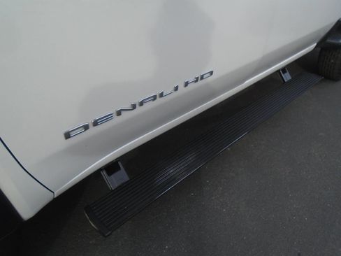 Used 2021 GMC Sierra 2500 Denali w/ Denali Ultimate Package image 31