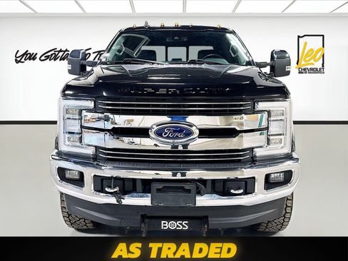 Used 2019 Ford F250 Lariat w/ Lariat Ultimate Package AWD/4WD image 2