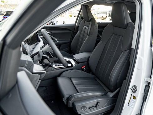 New 2025 Audi Q5 Premium Plus image 12