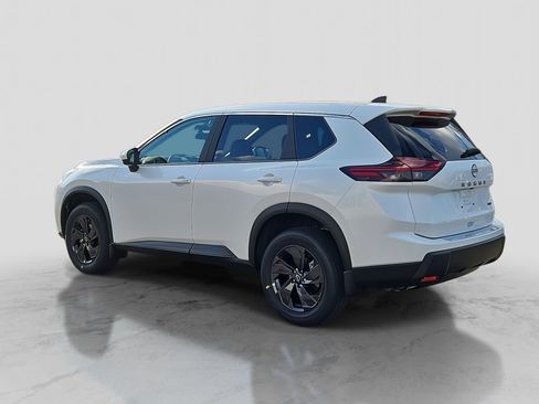 New 2026 Nissan Rogue SV w/ Cold Weather Package AWD/4WD image 5