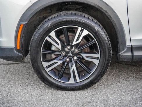 Used 2023 Mitsubishi Eclipse Cross SE image 4