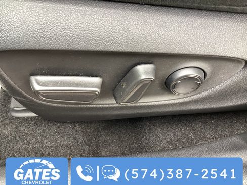 Used 2023 Toyota RAV4 XLE w/ Convenience Package AWD/4WD image 21