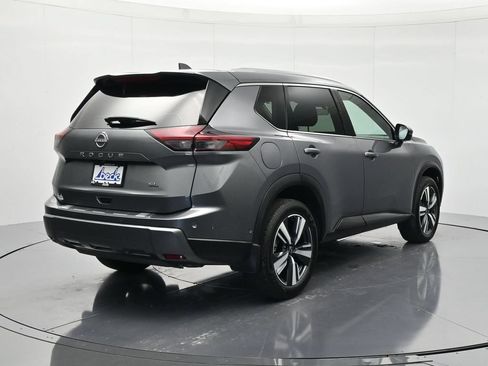 Certified 2024 Nissan Rogue SL w/ SL Premium Package FWD image 5