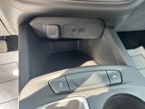 New 2026 Chevrolet Trax RS w/ Driver Confidence Package FWD image 21