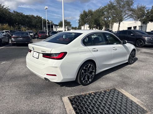 Certified 2025 BMW 330i 330i image 4
