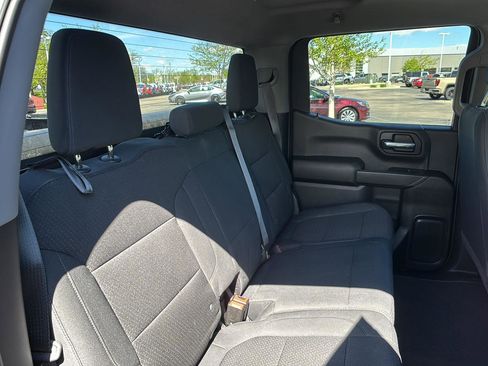 Used 2021 Chevrolet Silverado 1500 Custom Trail Boss AWD/4WD image 17