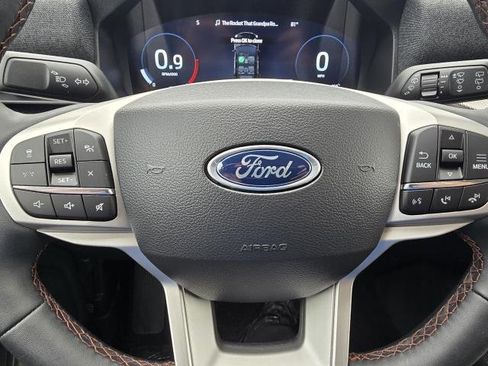 New 2026 Ford Explorer Active w/ Active Comfort Package AWD/4WD image 15