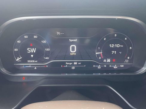 Used 2023 GMC Yukon XL SLT w/ SLT Premium Package AWD/4WD image 27