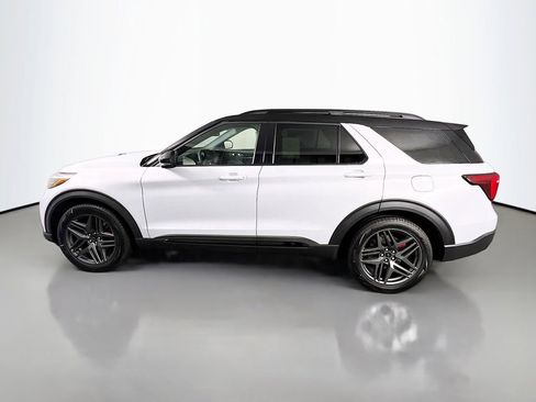 New 2026 Ford Explorer ST w/ Sun And Sound Package image 6