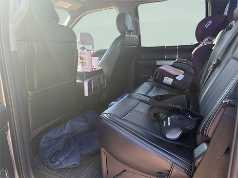 Used 2020 Ford F350 Lariat w/ Chrome Package image 6