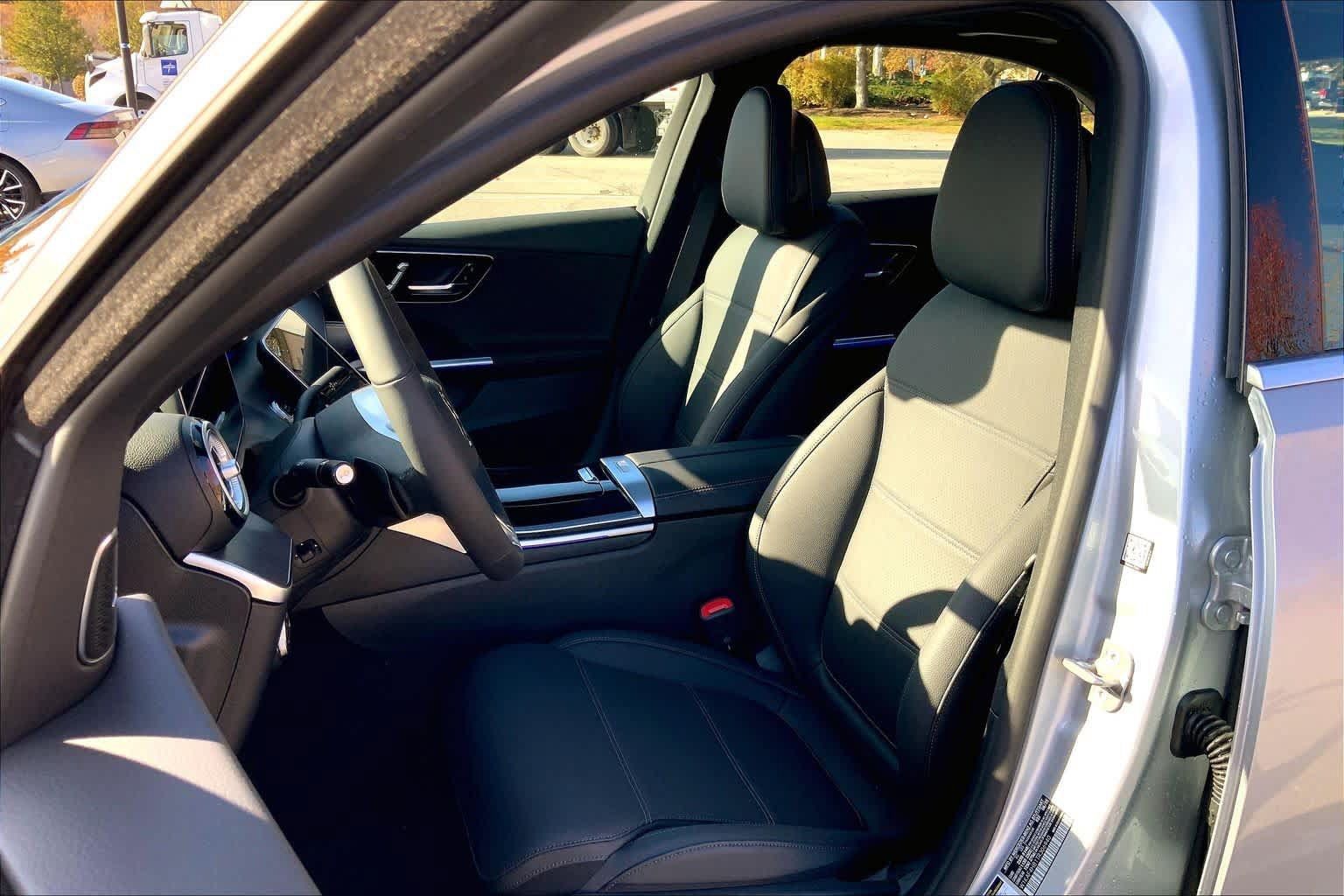 Certified 2026 Mercedes-Benz C 300 4MATIC Sedan image 12