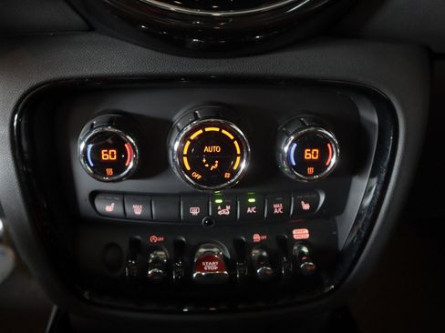 Used 2024 MINI Cooper Clubman S w/ Signature Upholstery Package FWD image 27