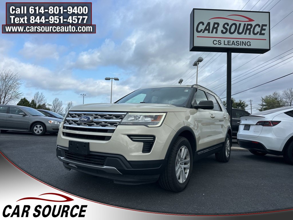 Used 2018 Ford Explorer XLT AWD/4WD image 1