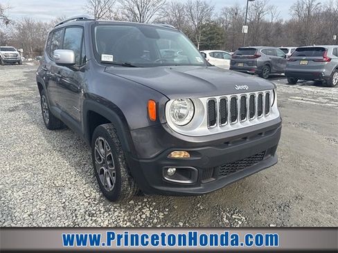 Used 2016 Jeep Renegade Limited image 1