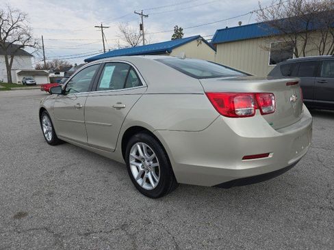 Used 2014 Chevrolet Malibu LT w/ Power Convenience Package image 6