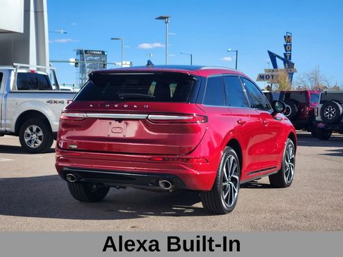 Used 2024 Lincoln Corsair Grand Touring image 5