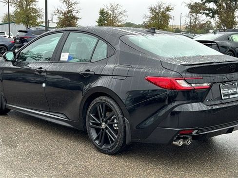 New 2026 Toyota Camry Hybrid image 6