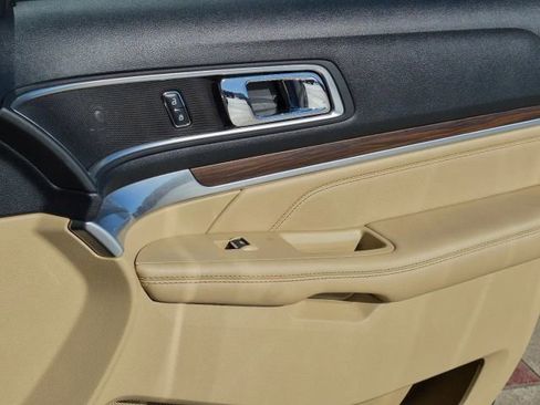 Used 2016 Ford Explorer Limited w/ Equipment Group 301A image 18